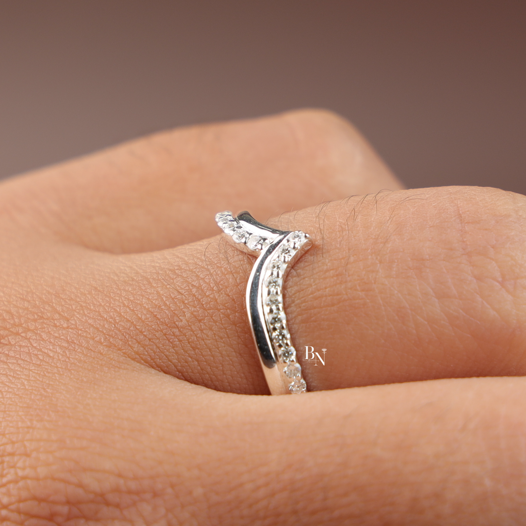 V Curved Lab Grown Diamond Wedding Band, 0.25ct V Shaped Contour Ring
