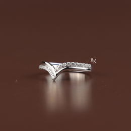 V Curved Lab Grown Diamond Wedding Band, 0.25ct V Shaped Contour Ring