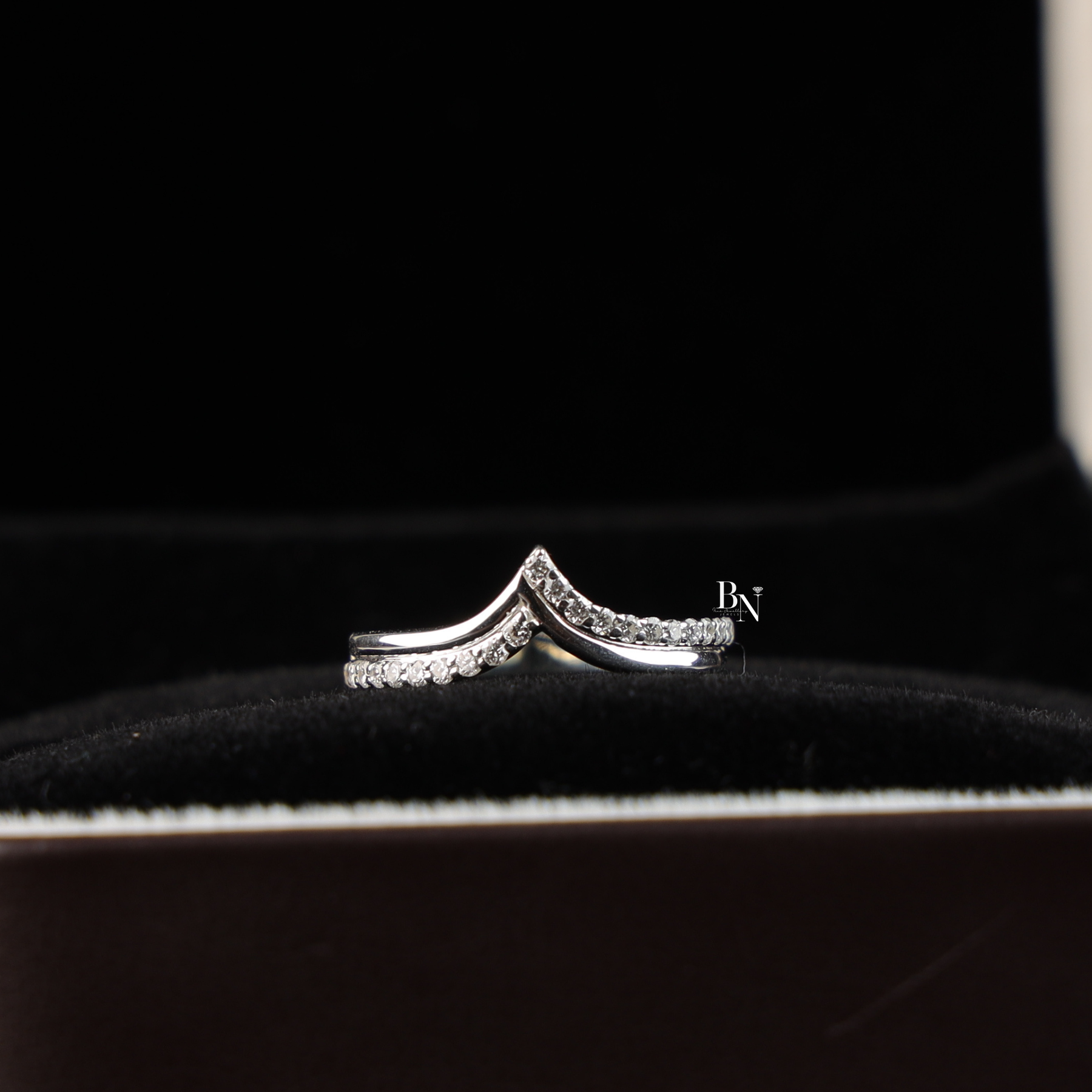 V Curved Lab Grown Diamond Wedding Band, 0.25ct V Shaped Contour Ring