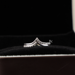 V Curved Lab Grown Diamond Wedding Band, 0.25ct V Shaped Contour Ring