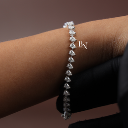 Pear Cut Lab Grown Diamond Tennis Bracelet, 5.50 CTW Teardrop Diamond Chain, Elegant Bridal Fine Jewelry