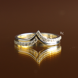 V Curved Lab Grown Diamond Wedding Band, 0.25ct V Shaped Contour Ring