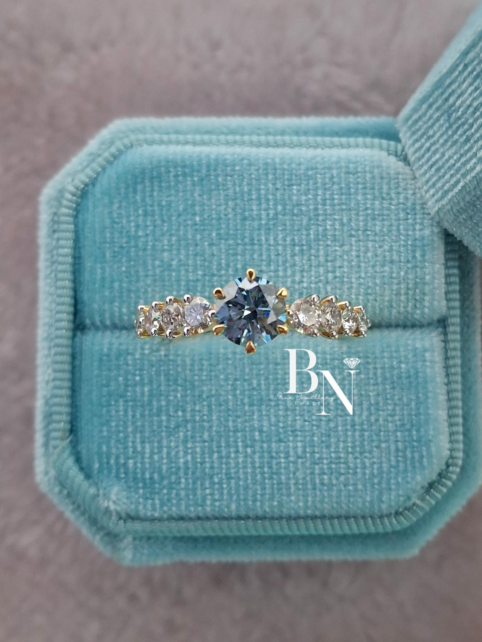 1ct Blue Lab Grown Diamond Engagement Ring | Graduated Band 14K Gold
