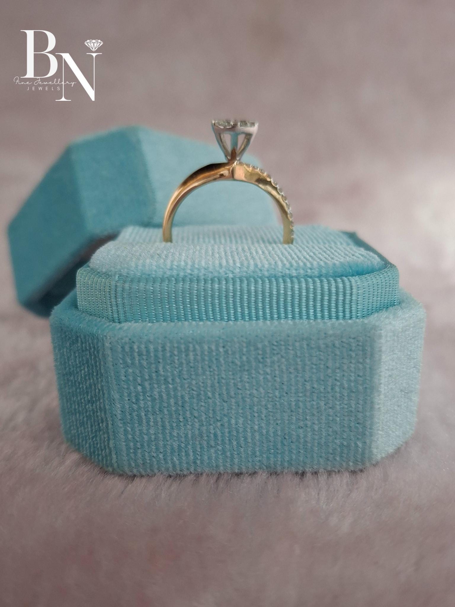 Lab Grown Diamond Solitaire Ring | Minimalist Vintage Bridal 14K Solid Gold