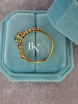 1ct Blue Lab Grown Diamond Engagement Ring | Graduated Band 14K Gold