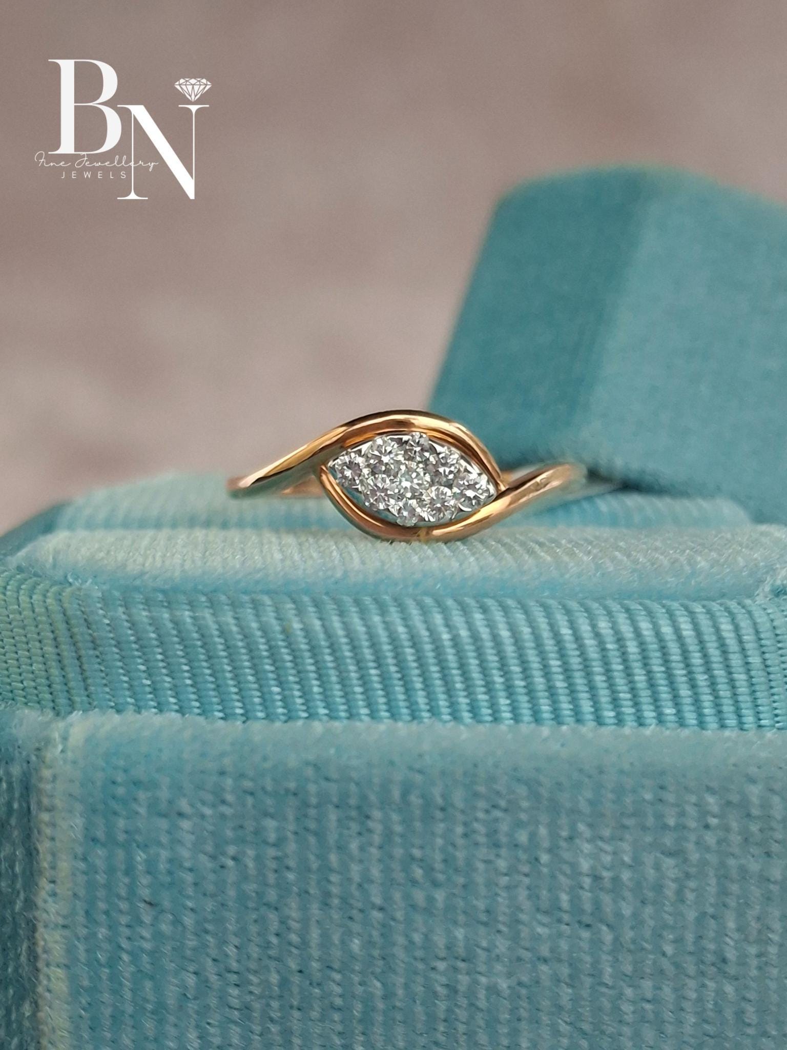 Lab Grown Diamond Signet Ring | Thin Promise Band 18K Gold