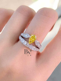 1ct Fancy Yellow Pear Lab Grown Diamond Bridal Set | Engagement Ring with Band 14K Gold