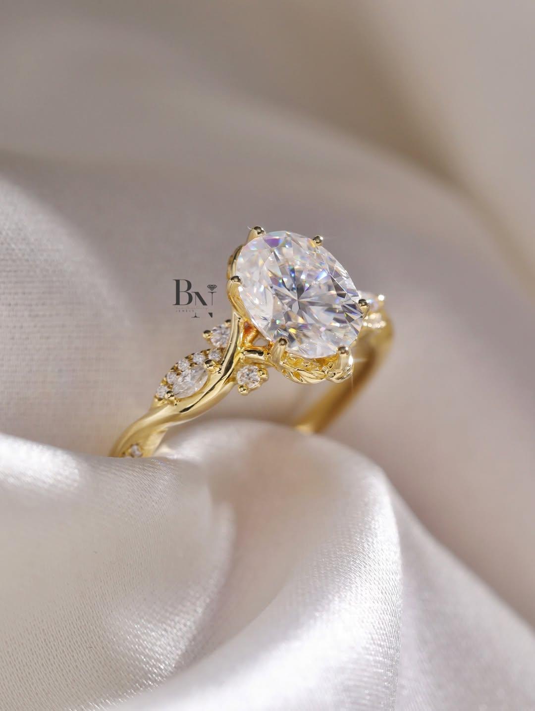 1ct Oval Lab Grown Diamond Engagement Ring | Nature Inspired Twisted Vine Band 14K Gold