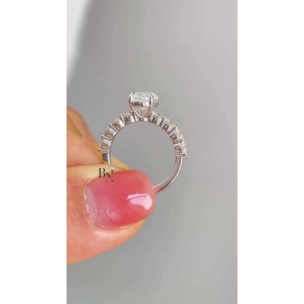 1.00 CT Oval Lab Grown Diamond Ring, Graduated Diamond Engagement Ring, White Gold Wedding Ring, Anniversary Gift For Women, Statement