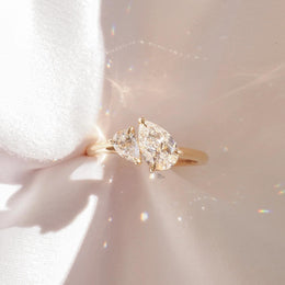1ctw Pear Lab Grown Diamond Toi et Moi Ring | Two Stone Bypass 14K Yellow Gold