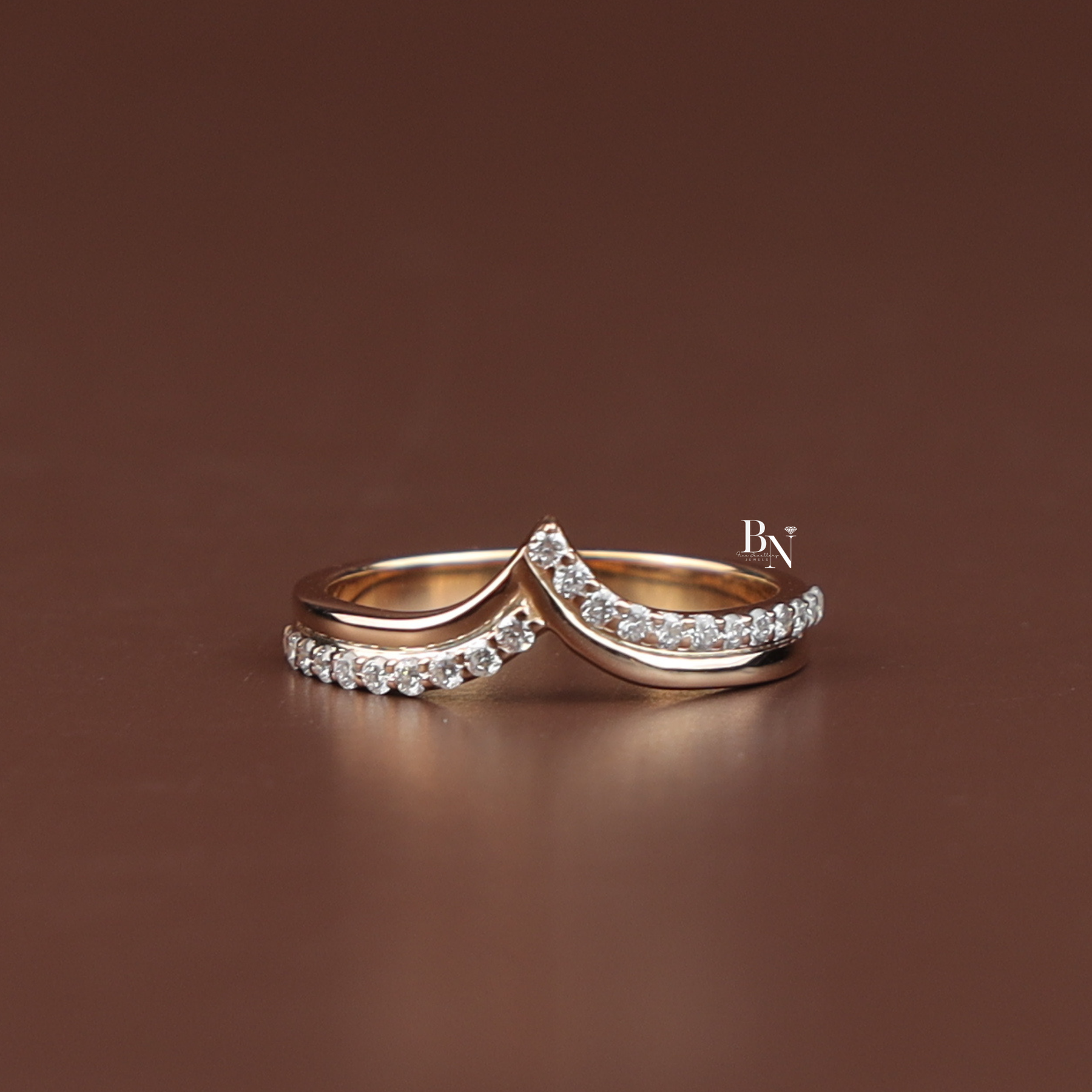 V Curved Lab Grown Diamond Wedding Band, 0.25ct V Shaped Contour Ring