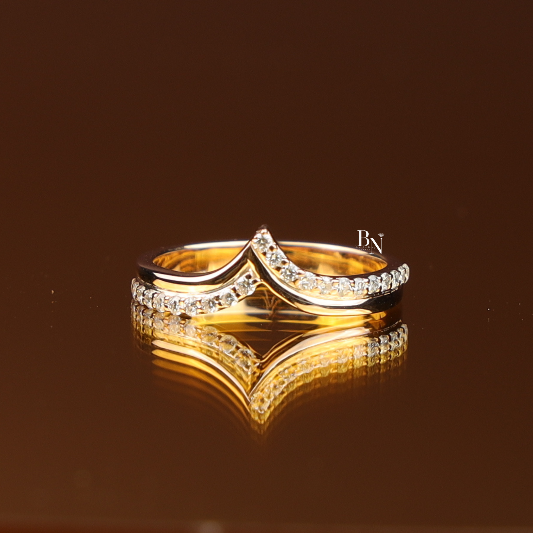 V Curved Lab Grown Diamond Wedding Band, 0.25ct V Shaped Contour Ring